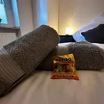 Mit Garten In Elberfeld- Zentral - Nespresso - Netflix