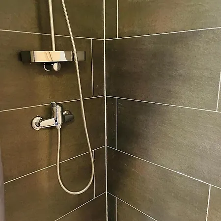 Mit Garten In Elberfeld- Zentral - Nespresso - Netflix