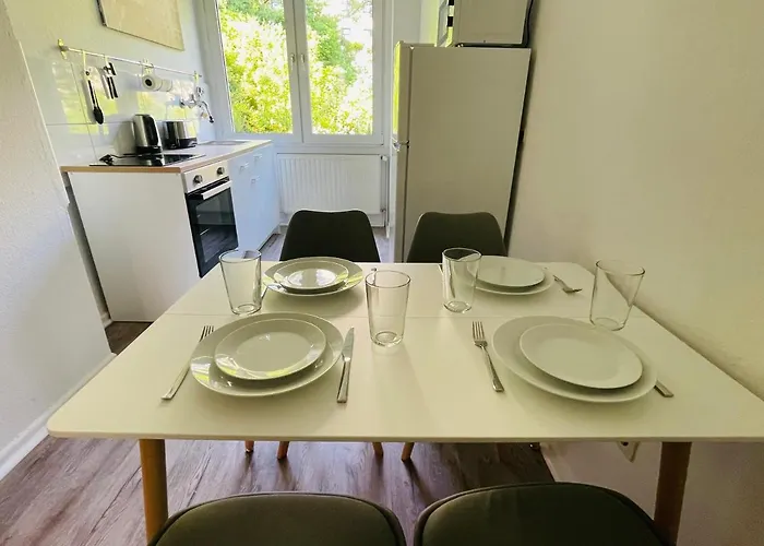 Mit Garten In Elberfeld- Zentral - Nespresso - Netflix 아파트