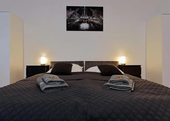 Mit Garten In Elberfeld- Zentral - Nespresso - Netflix דירה